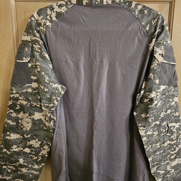 XXL digital camo army shirt - Picture 2 of 3